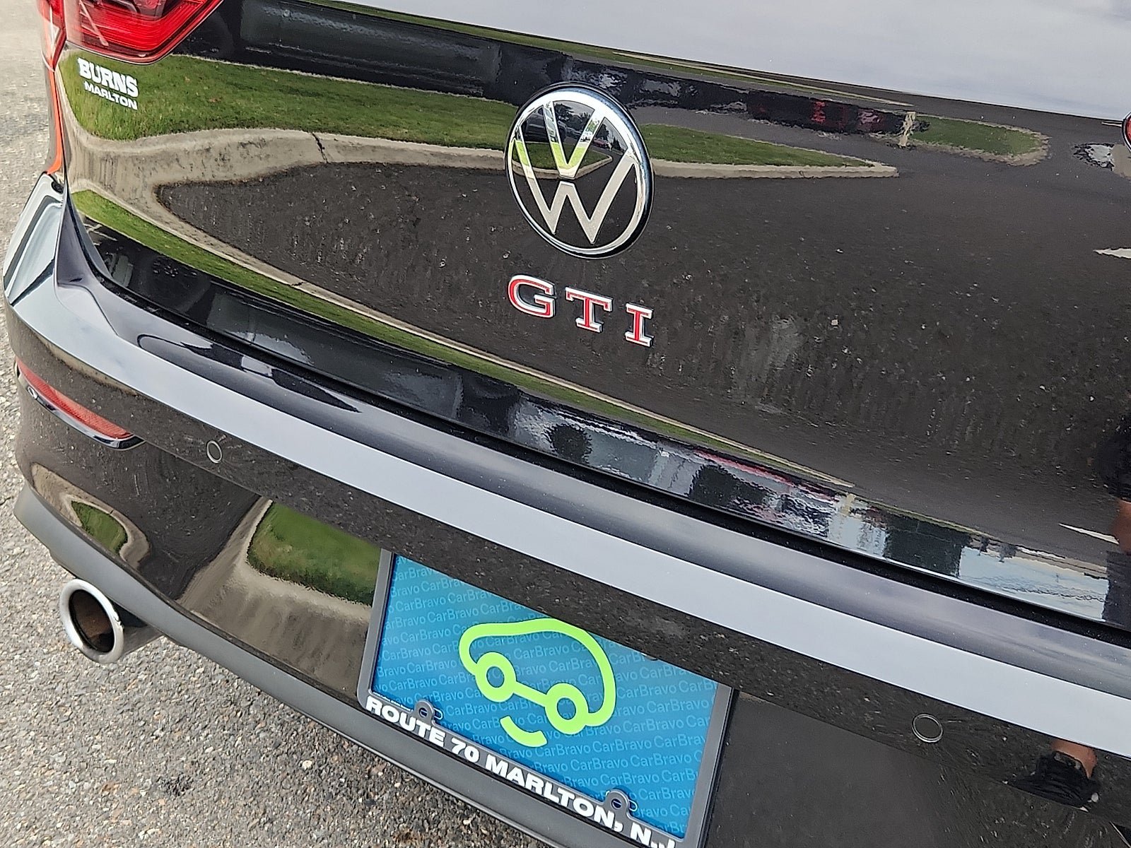 Used 2023 Volkswagen GTI SE FWD image 33