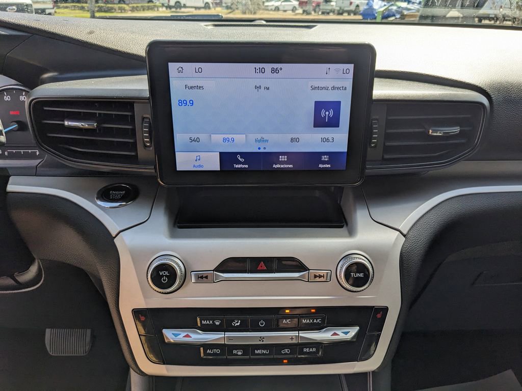 Used 2024 Ford Explorer XLT image 23