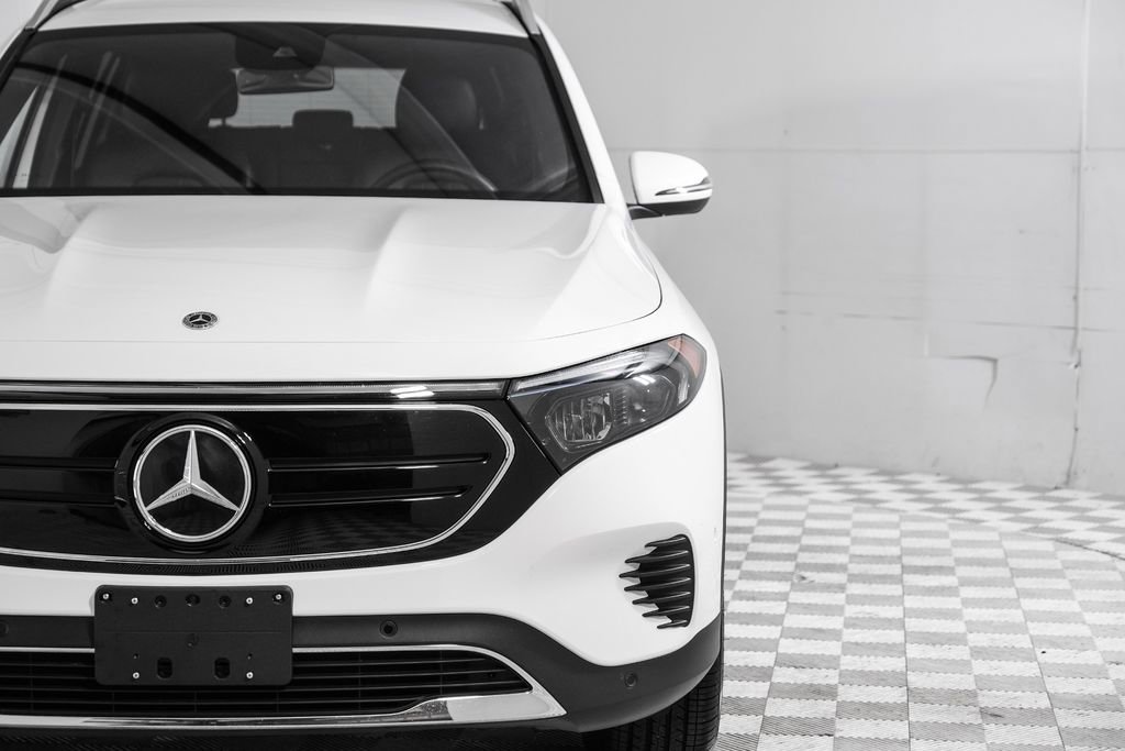 Used 2023 Mercedes-Benz EQB 250+ w/ Exclusive Package image 48