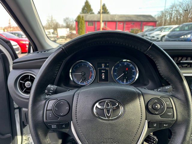 Used 2019 Toyota Corolla L image 15
