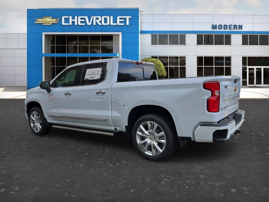 New 2026 Chevrolet Silverado 1500 High Country AWD/4WD image 3