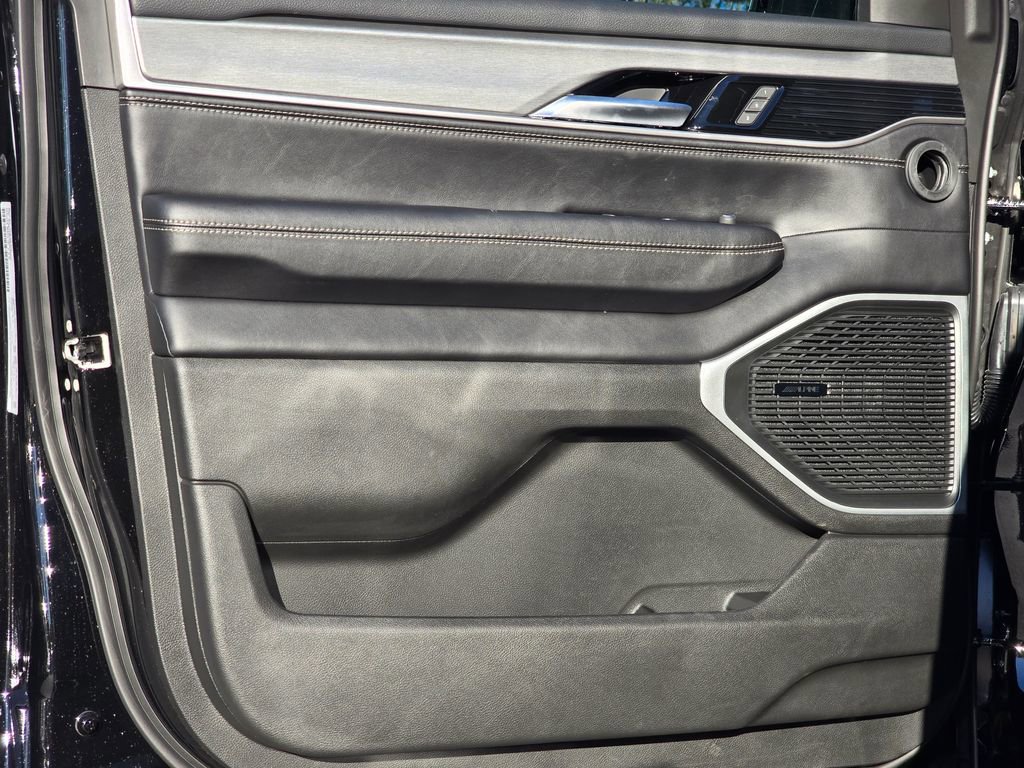 New 2025 Jeep Wagoneer Series II image 35