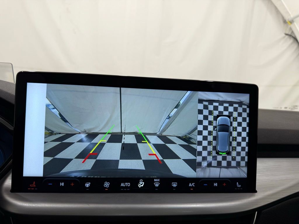 New 2024 Ford Escape SE w/ PHEV Premium Package image 35