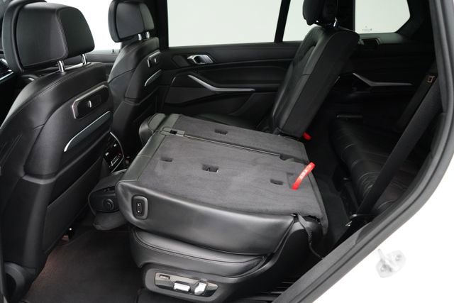 Used 2026 BMW X7 M60i image 94