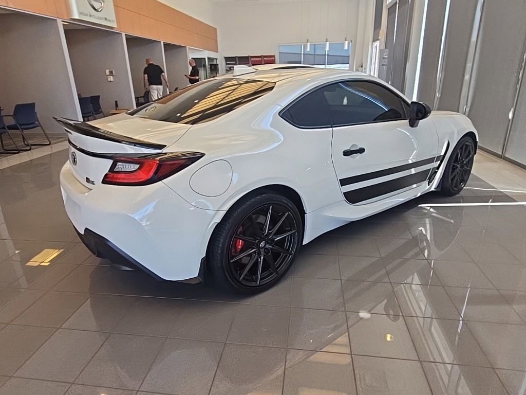 Used 2024 Toyota GR86 TRUENO Edition RWD image 7