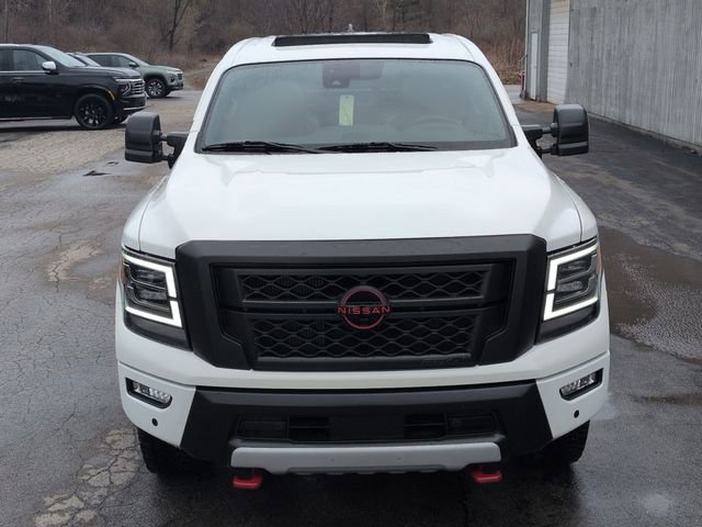 Used 2024 Nissan Titan PRO-4X w/ Pro-4x Convenience Package image 23