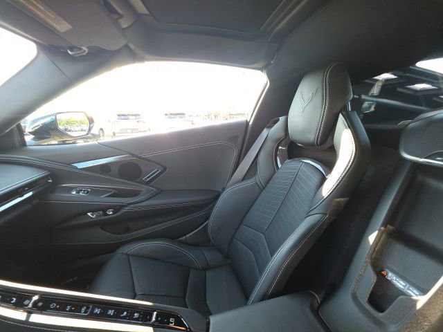 Used 2025 Chevrolet Corvette Stingray Preferred Cpe w/ Z51 Performance Package image 25