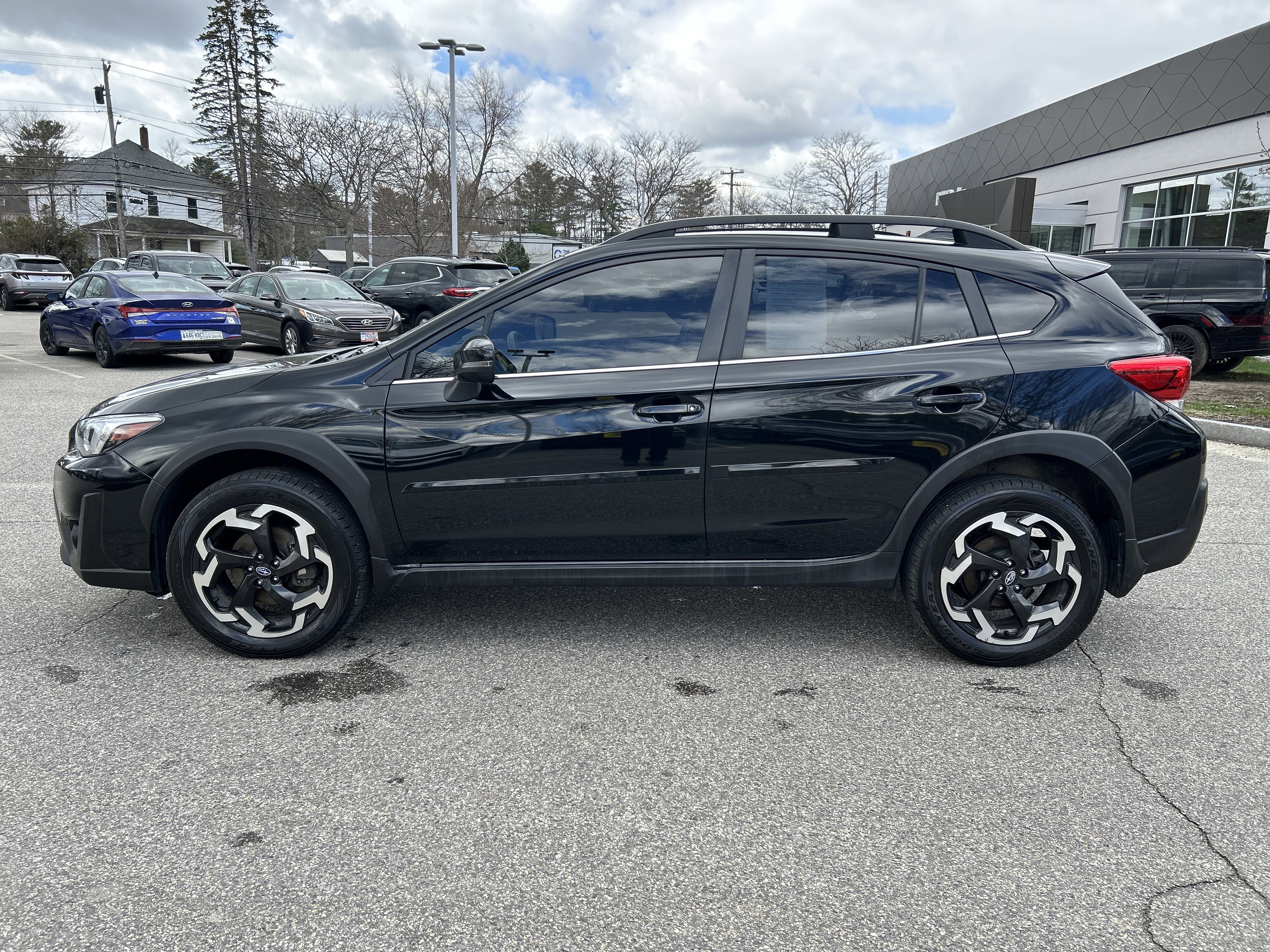 Used 2023 Subaru Crosstrek 2.5i Limited AWD/4WD image 8