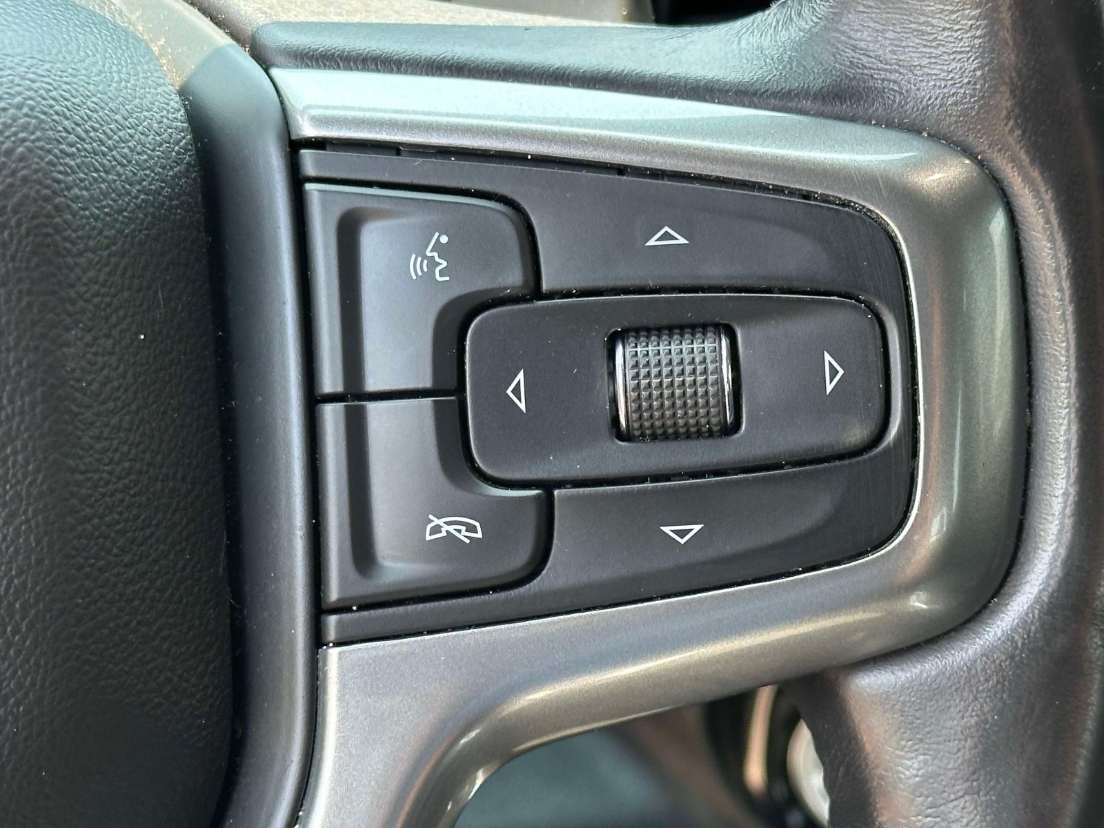 Used 2022 Chevrolet Silverado 1500 LT Trail Boss w/ Protection Package AWD/4WD image 23