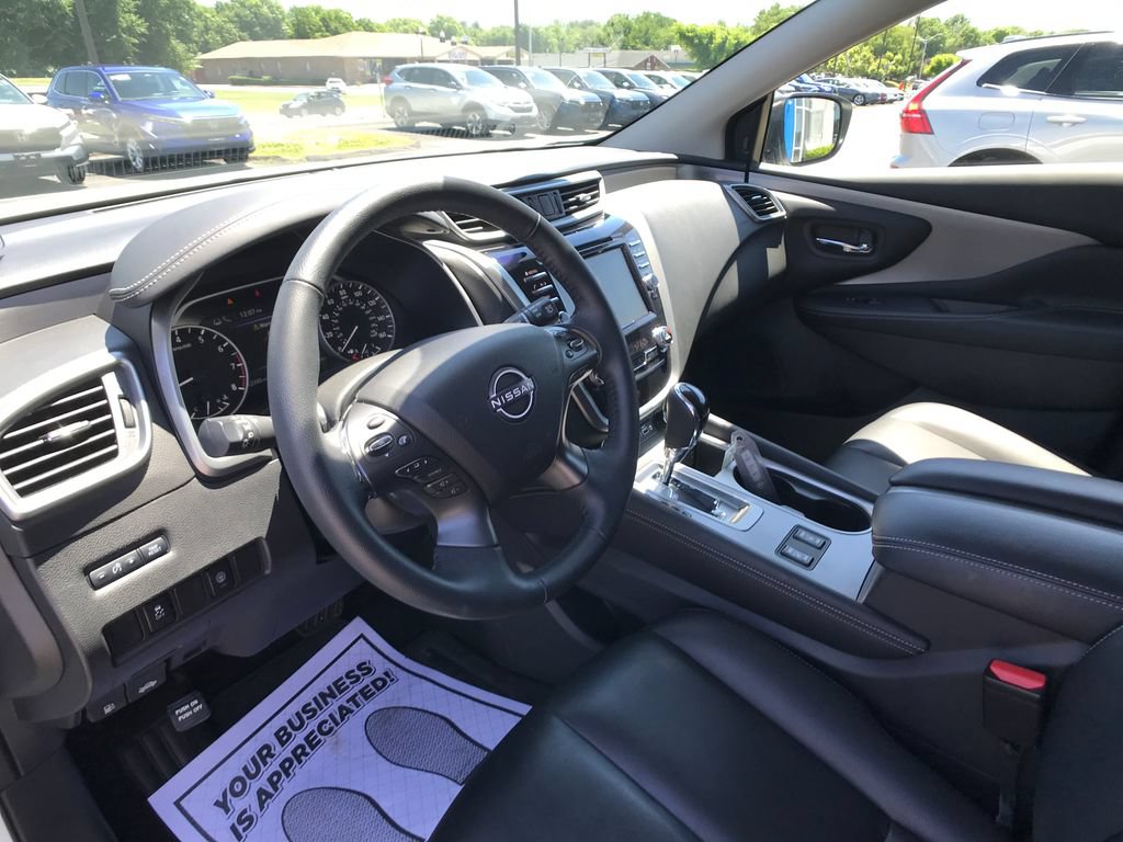 Used 2024 Nissan Murano SV w/ SV Midnight Edition Package AWD/4WD image 19
