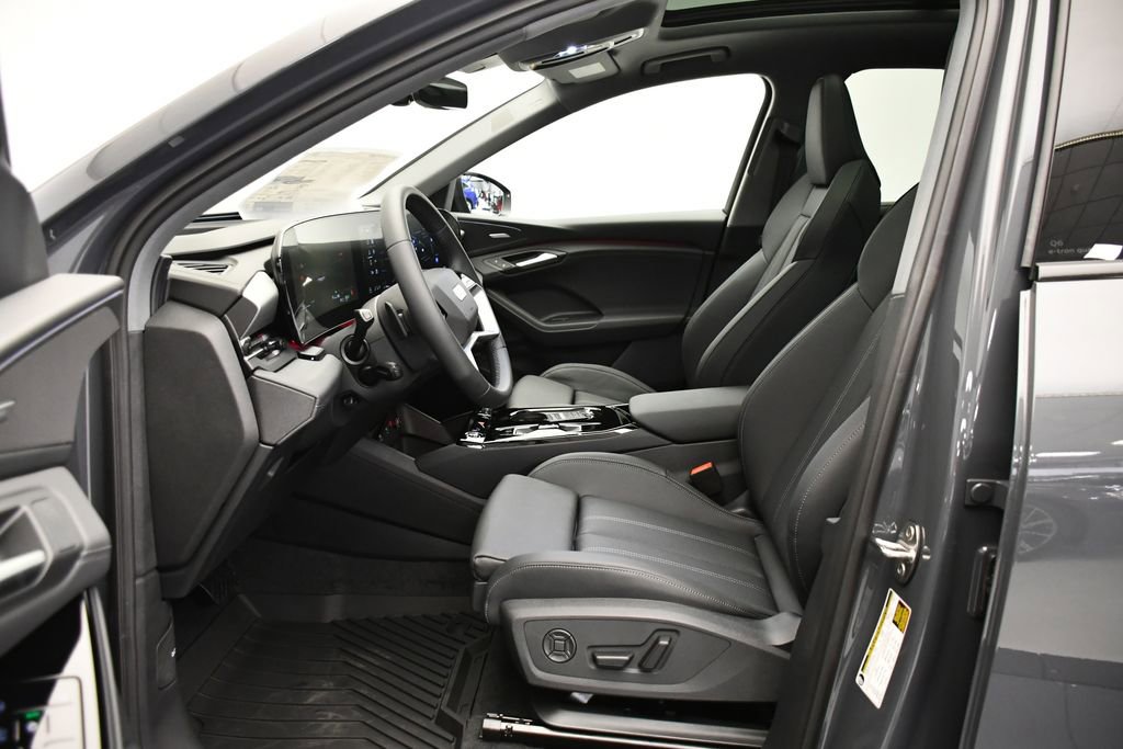 New 2025 Audi Q6 e-tron Premium Plus image 38