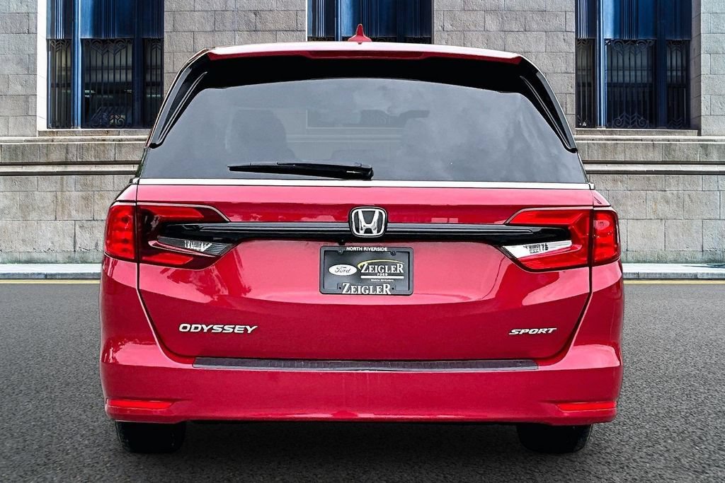 Used 2024 Honda Odyssey Sport image 4