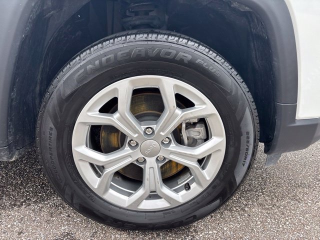 Used 2024 Jeep Compass Latitude AWD/4WD image 13