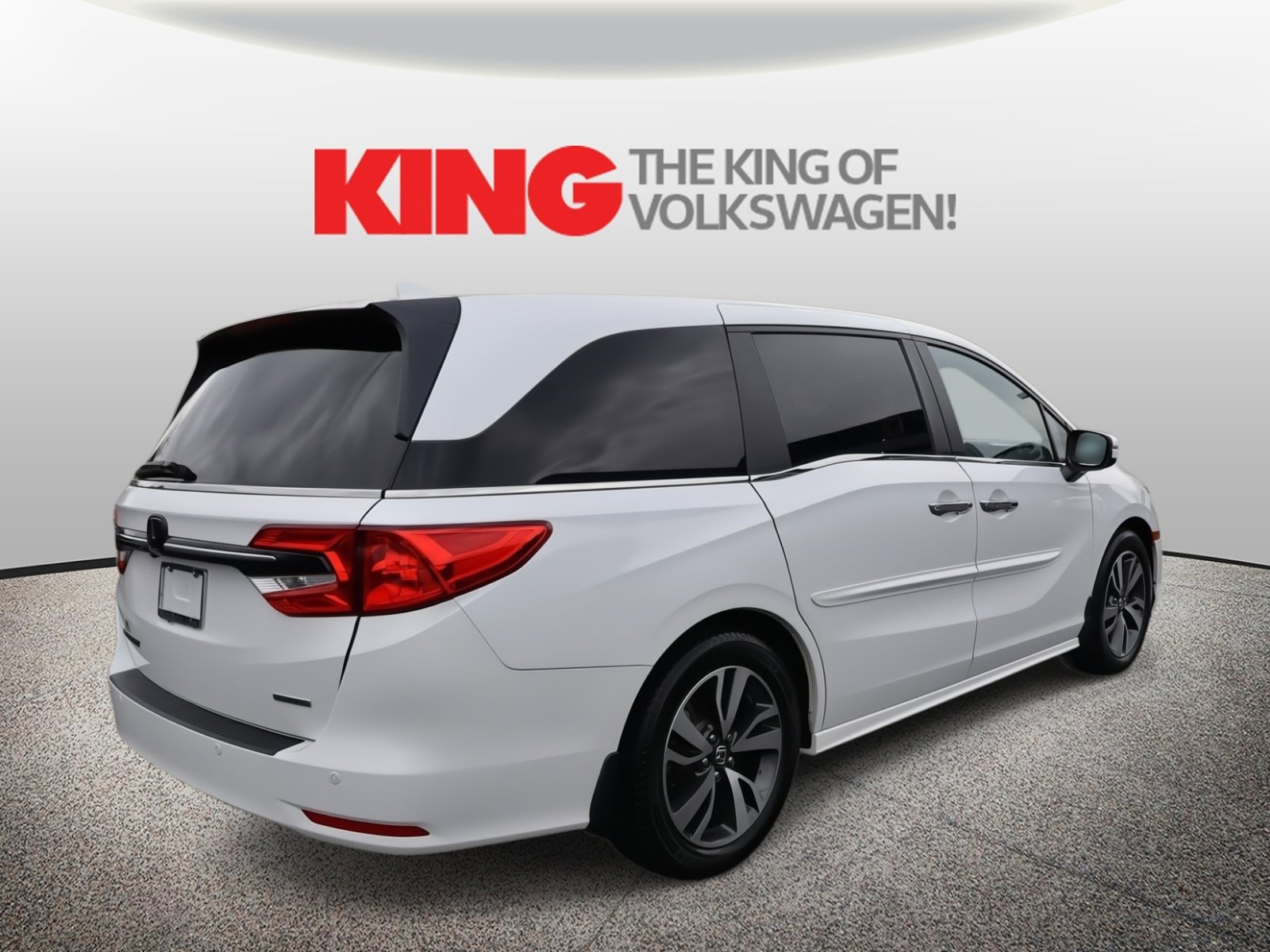 Used 2022 Honda Odyssey Touring image 3