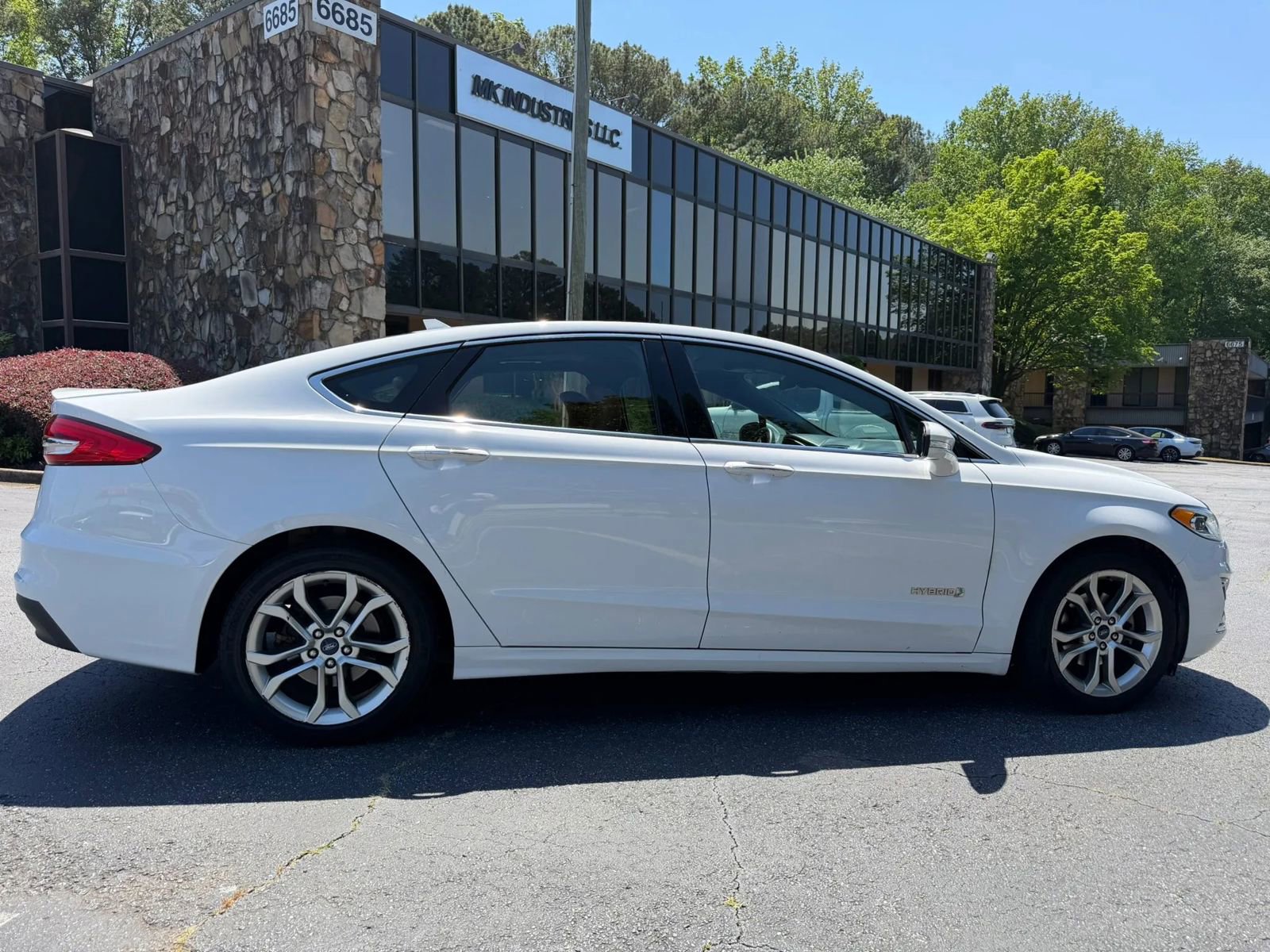 Used 2019 Ford Fusion Titanium image 6