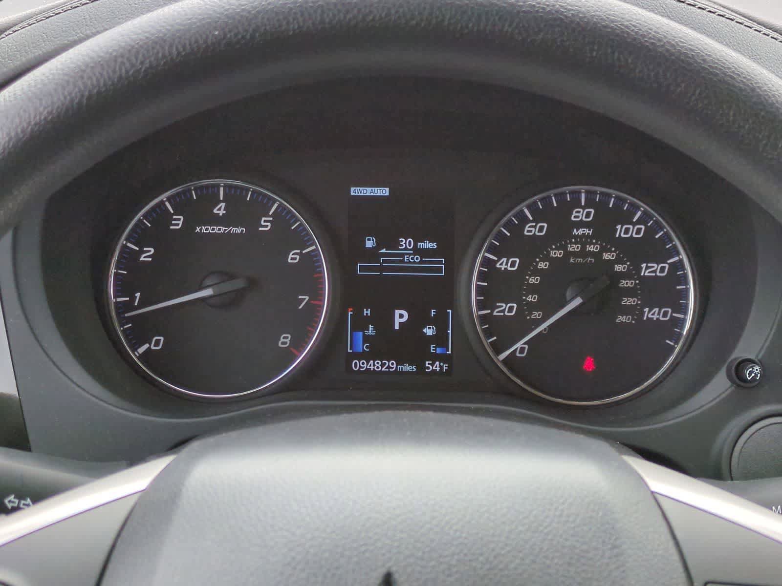 Used 2018 Mitsubishi Outlander ES AWD/4WD image 32