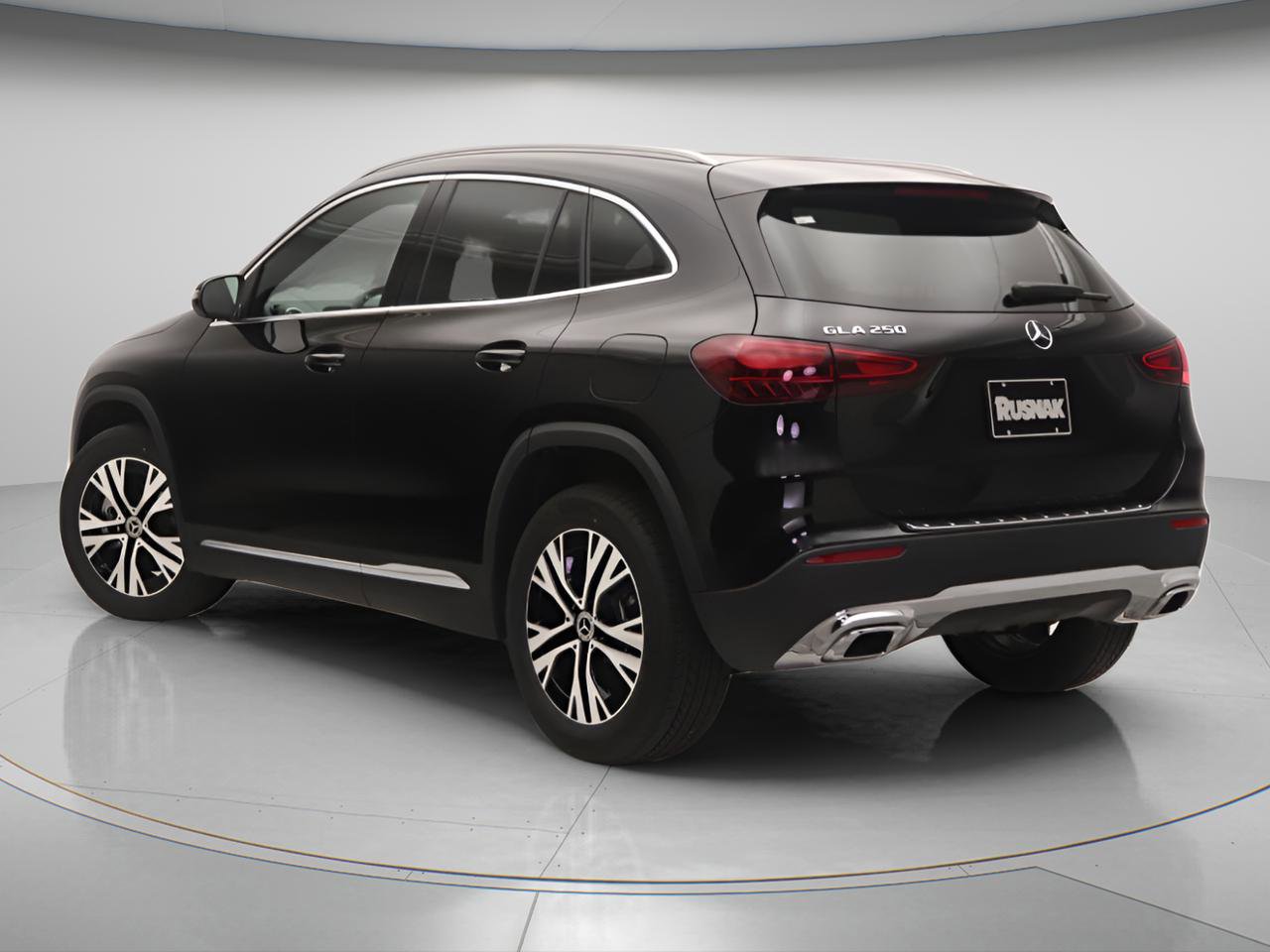 New 2026 Mercedes-Benz GLA 250 4MATIC image 2