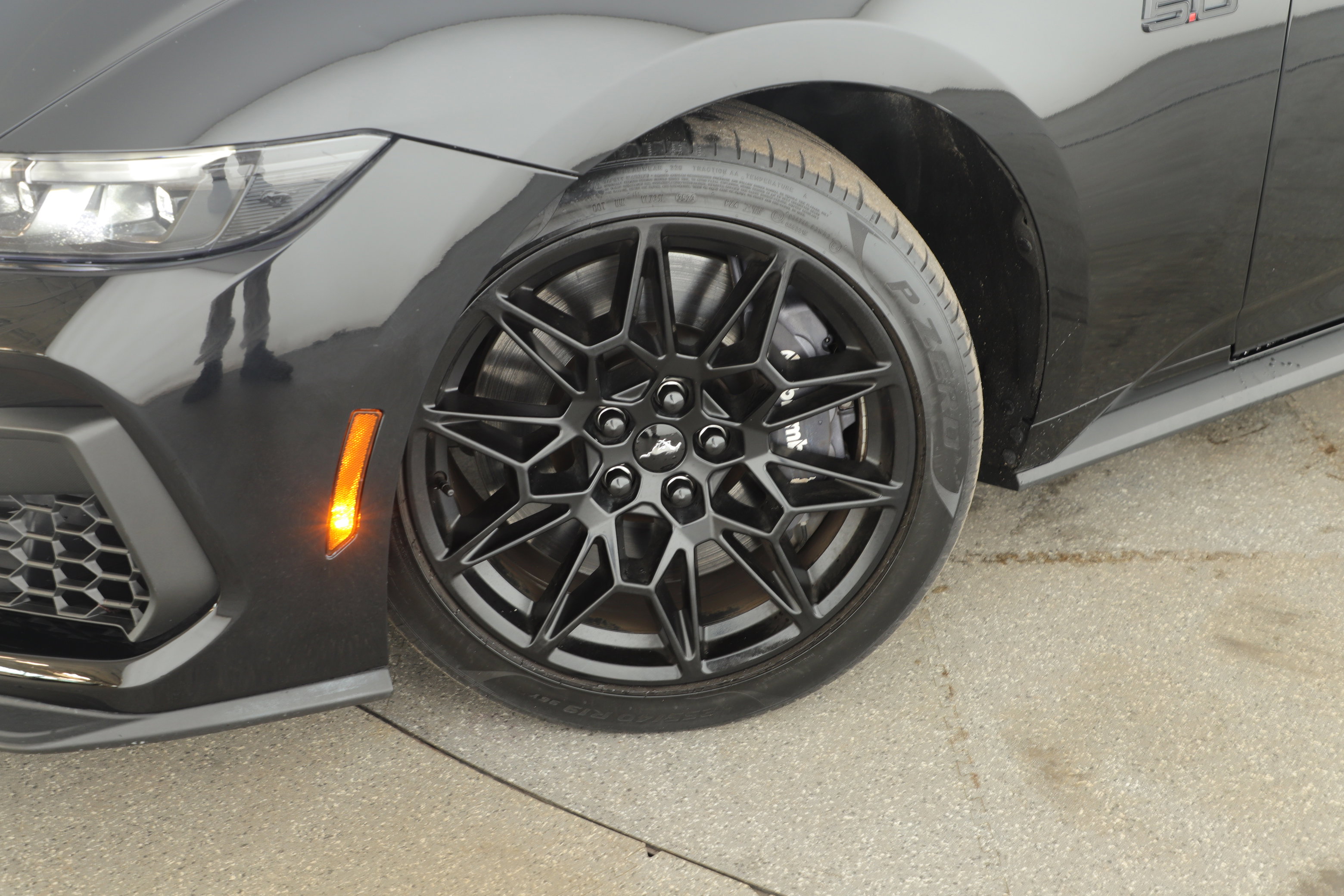 Used 2024 Ford Mustang GT Premium w/ GT Performance Package image 4