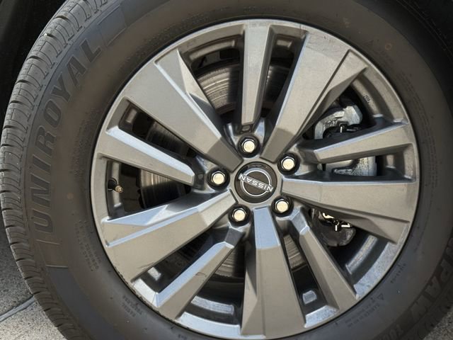 Used 2024 Nissan Pathfinder SV AWD/4WD image 9