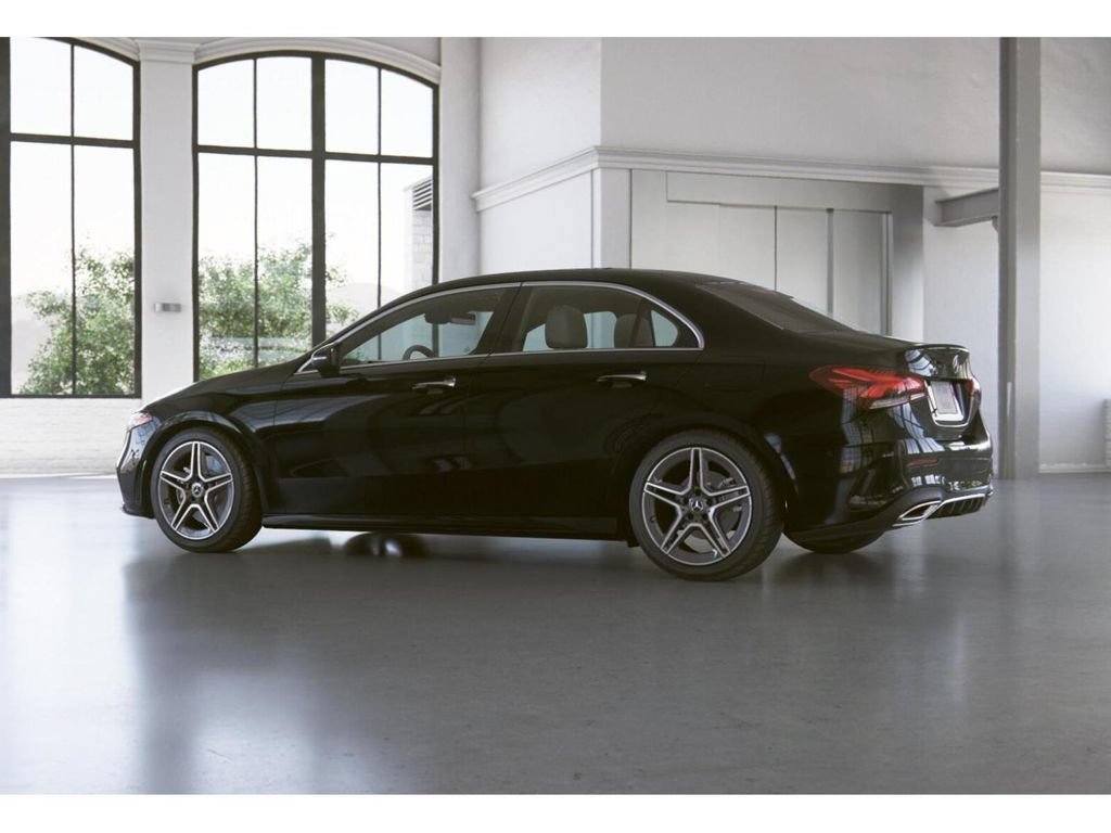 Certified 2020 Mercedes-Benz A 220 4MATIC image 32