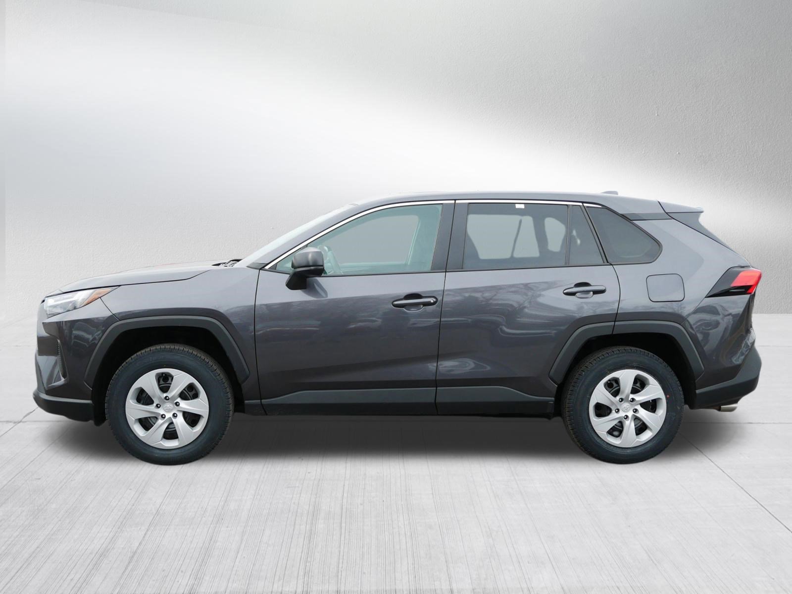 Certified 2024 Toyota RAV4 LE AWD/4WD image 4