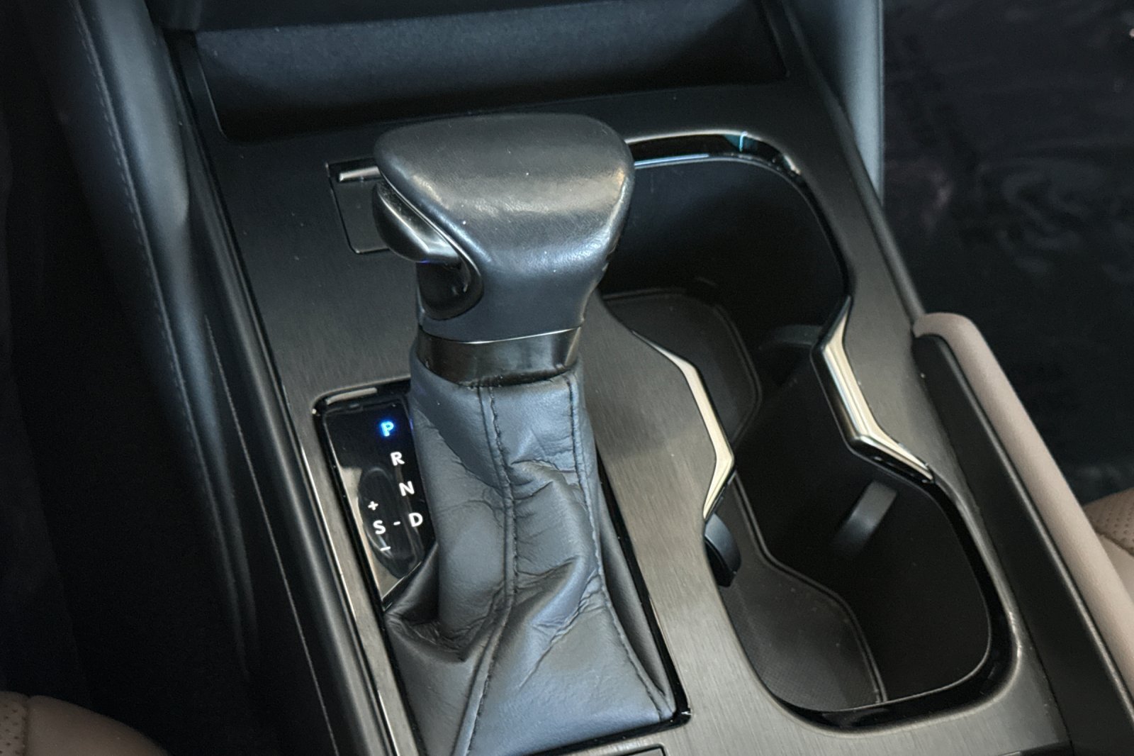 Used 2024 Lexus ES 350 w/ Premium Package FWD image 24