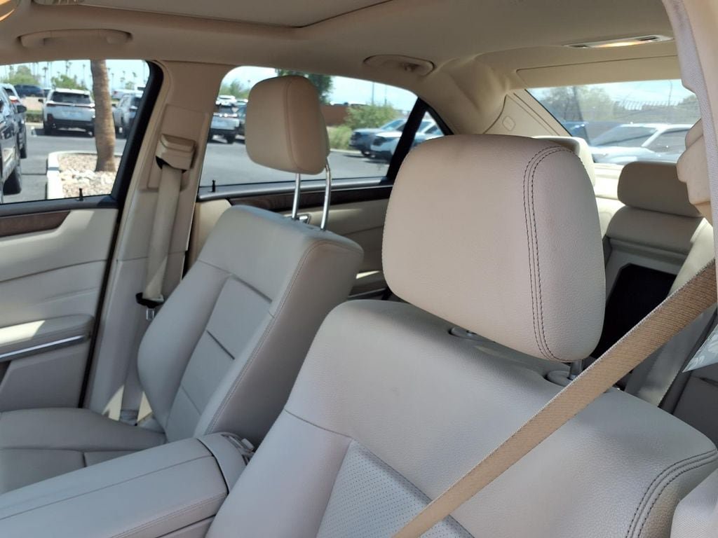 Used 2015 Mercedes-Benz E 350 4MATIC Sedan image 27