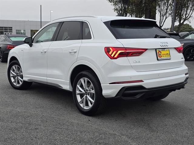 Used 2025 Audi Q3 2.0T Premium w/ Convenience Package image 3