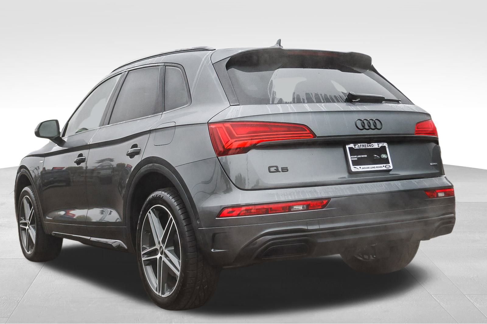 Used 2022 Audi Q5 e Prestige w/ Prestige Package image 7