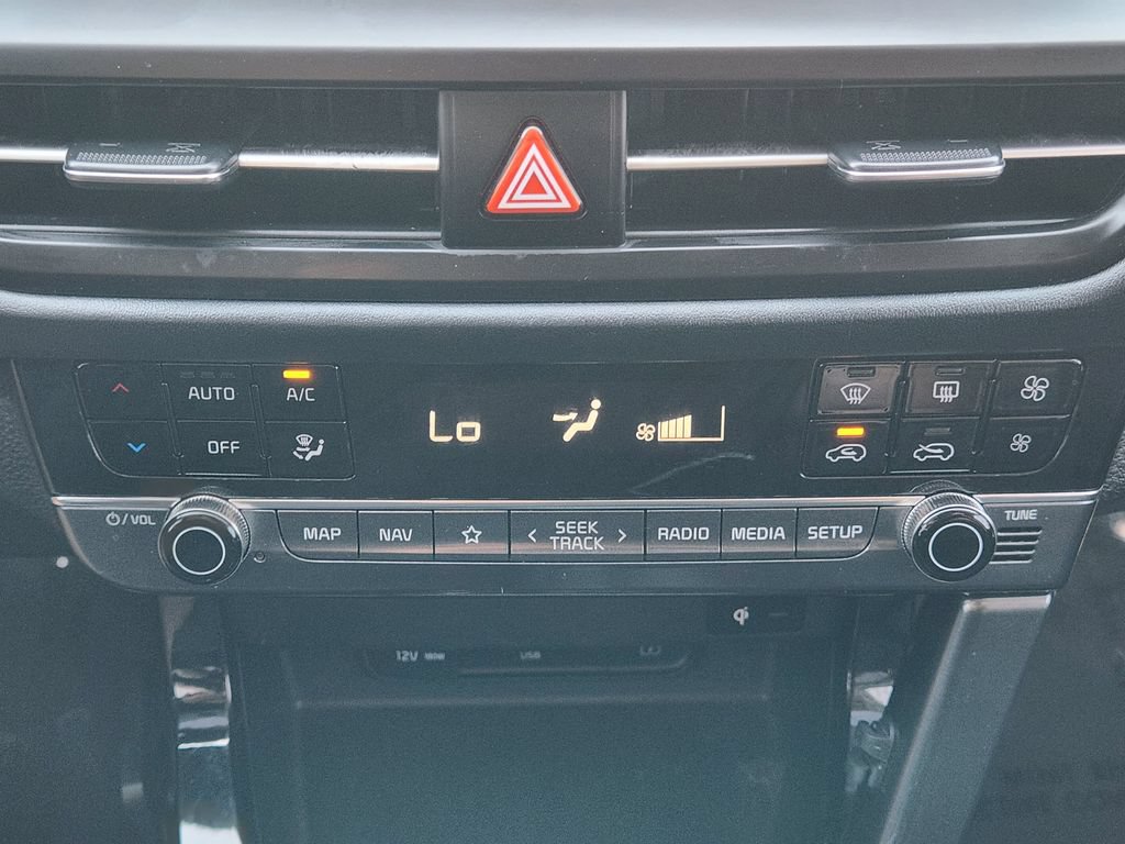 Certified 2025 Kia Seltos EX w/ EX Sunroof Package FWD image 24