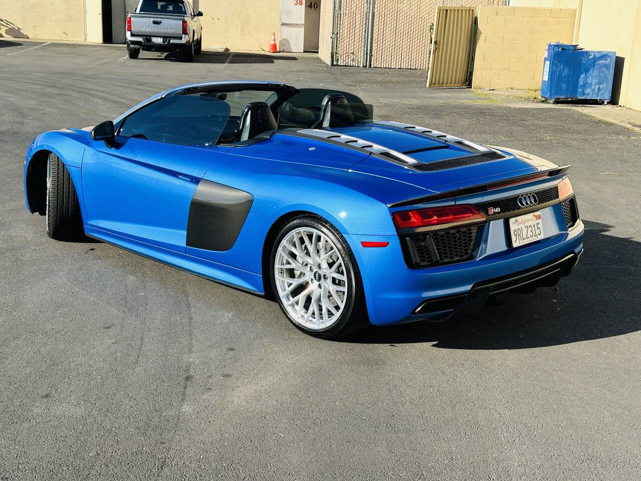 Used 2018 Audi R8 V10 plus image 9