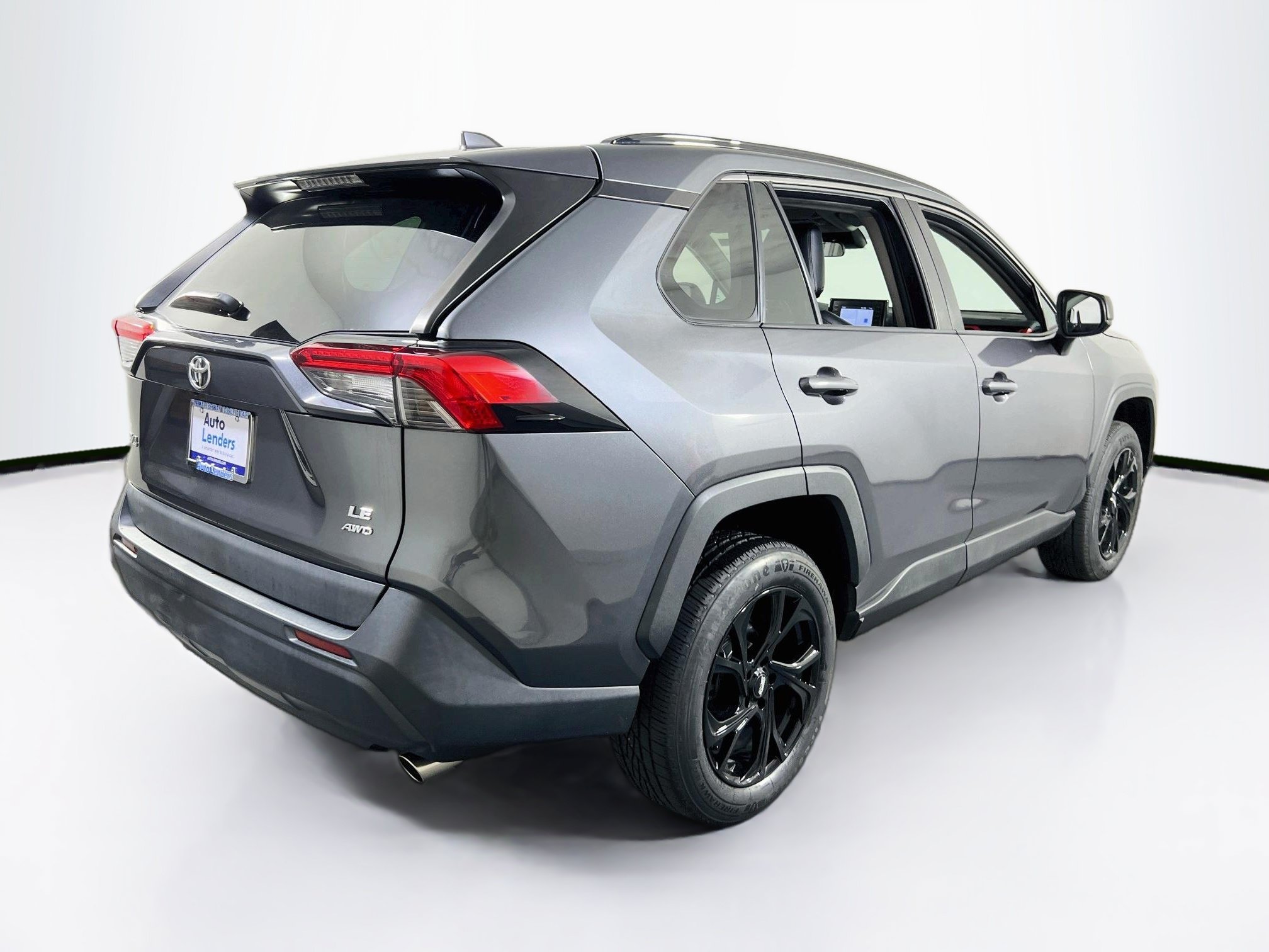 Used 2021 Toyota RAV4 LE w/ Carpet Mat Package (TMS) AWD/4WD image 5