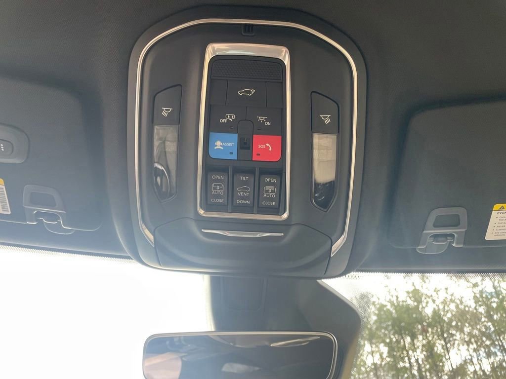 New 2025 Jeep Grand Cherokee Limited AWD/4WD image 20