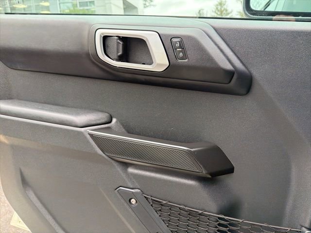 Used 2025 Ford Bronco Outer Banks image 17