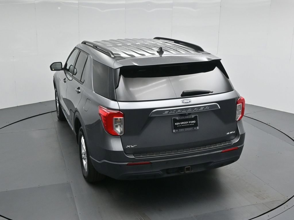 Certified 2022 Ford Explorer XLT w/ Class IV Trailer Tow Package image 45