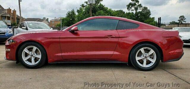Used 2020 Ford Mustang Coupe image 3