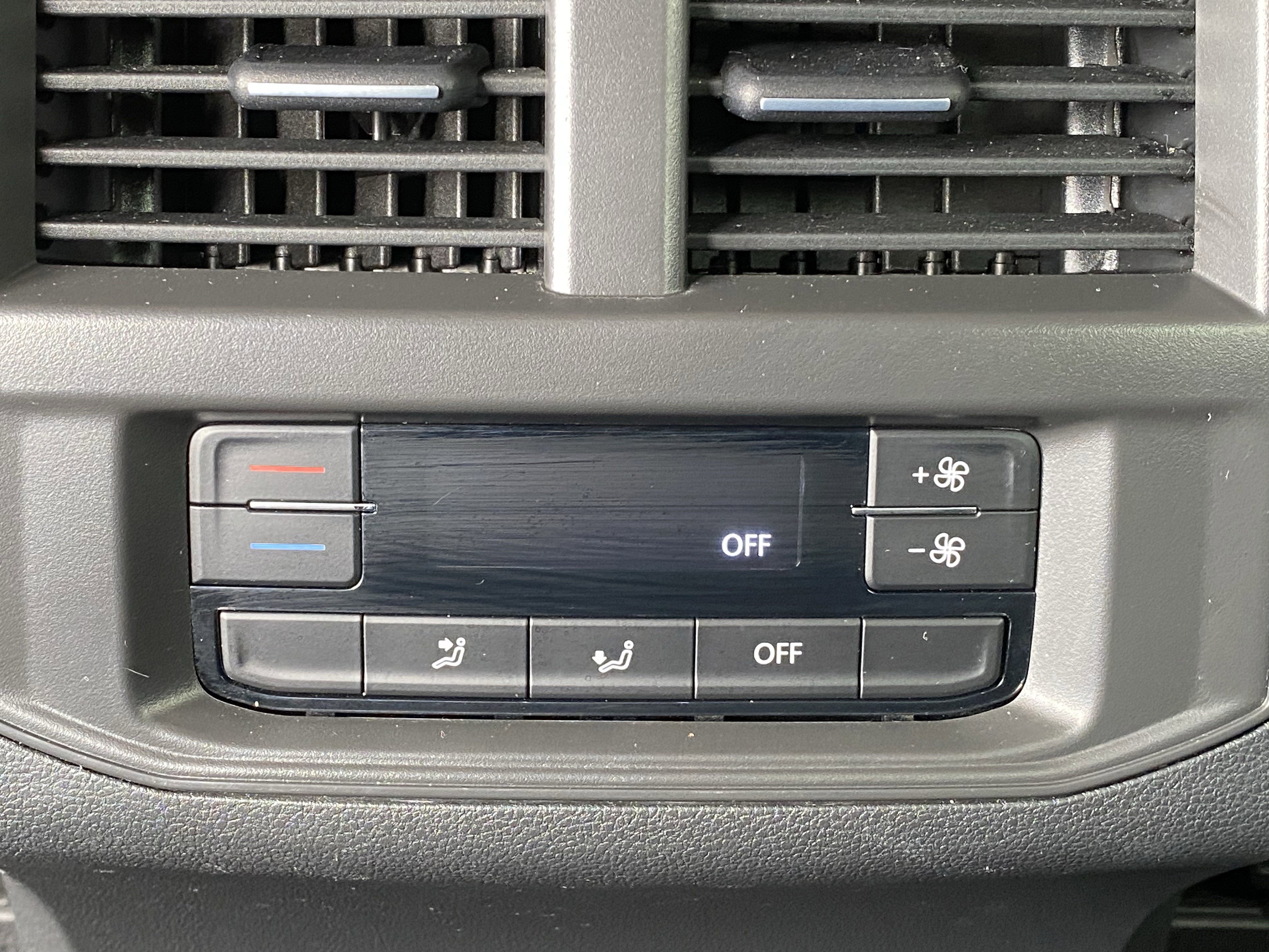 Certified 2023 Volkswagen Atlas SE image 19