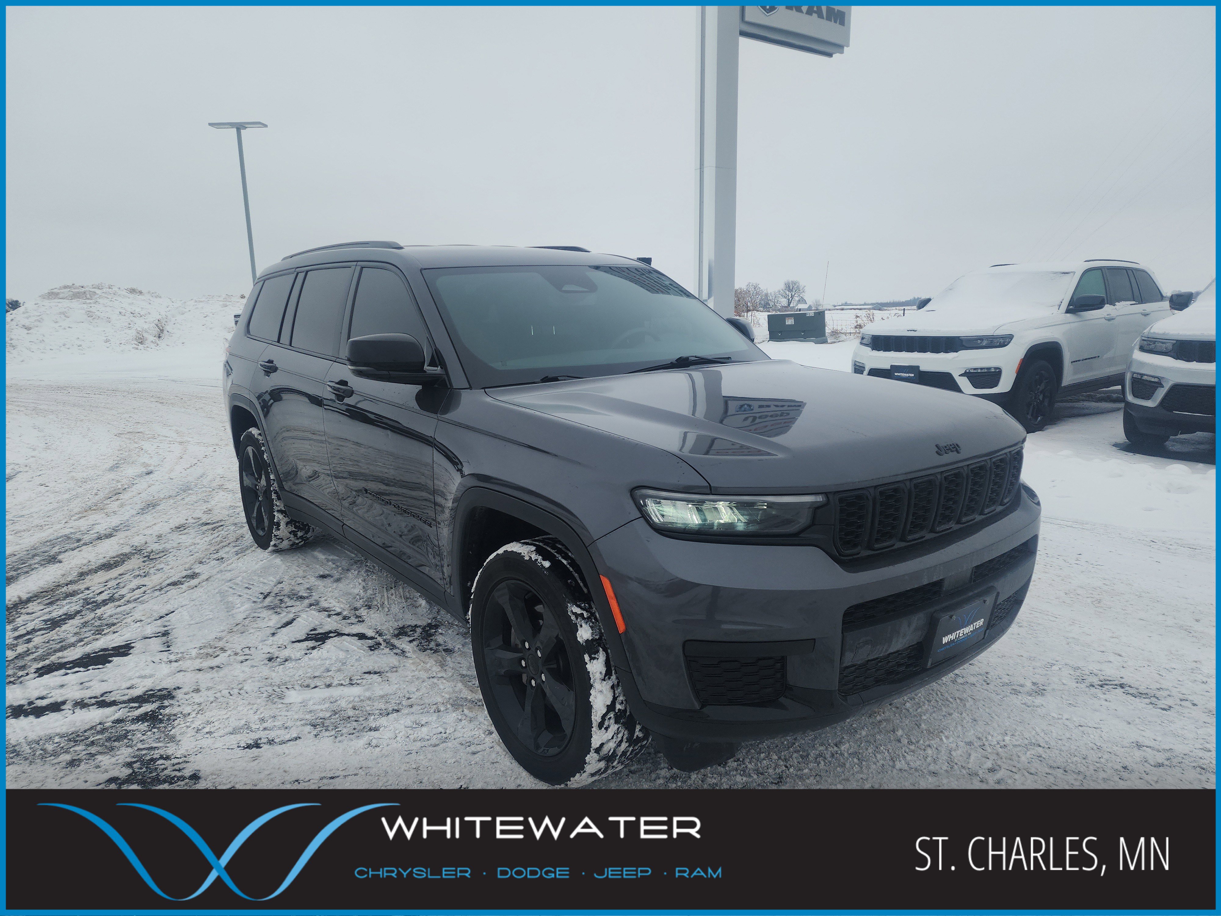 Used 2023 Jeep Grand Cherokee L Laredo