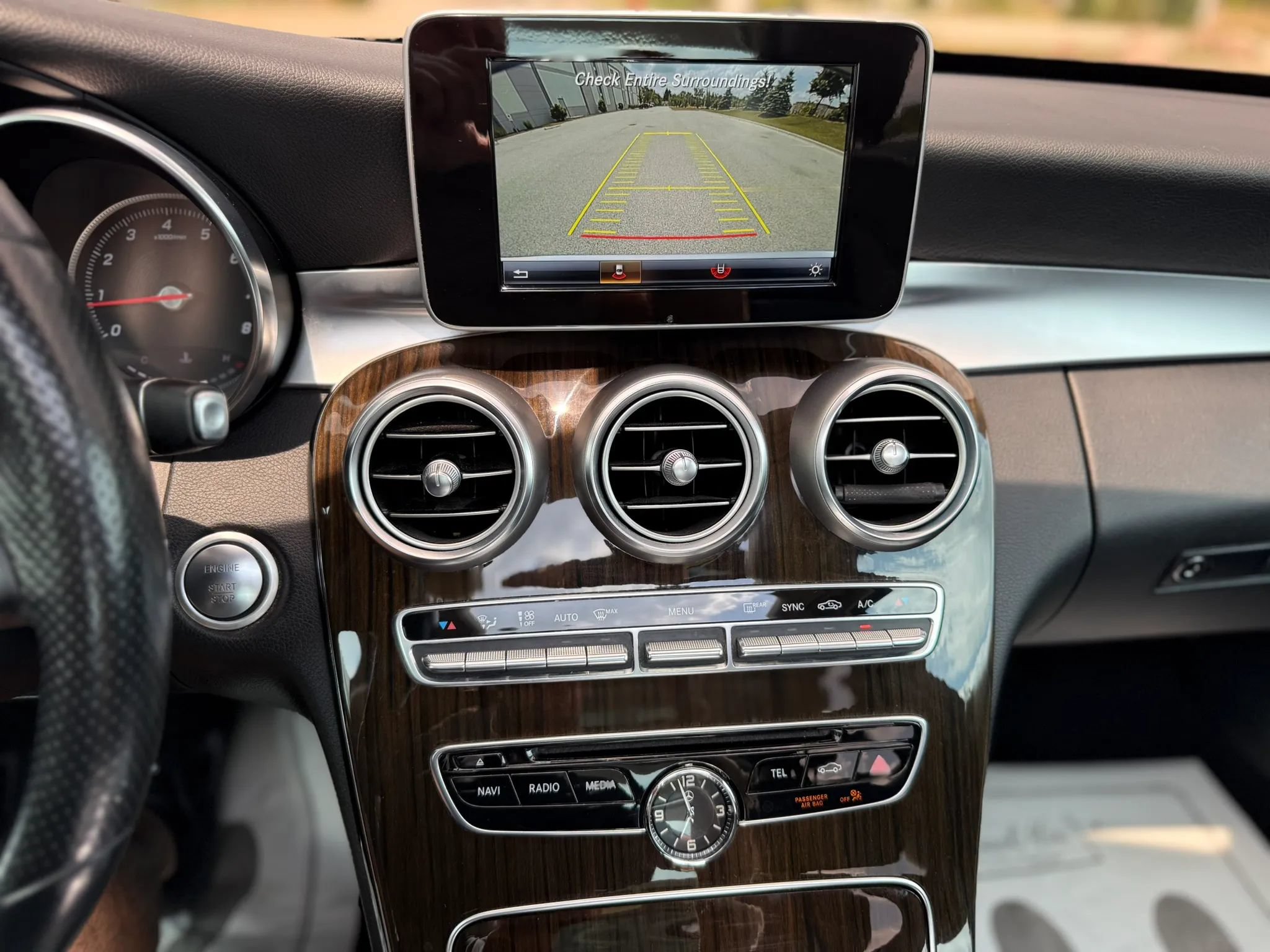 Used 2018 Mercedes-Benz C 300 4MATIC Sedan image 17
