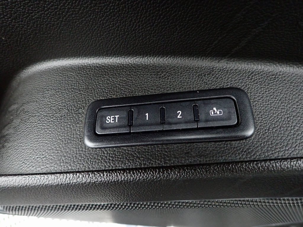 Used 2017 Chevrolet Tahoe Premier image 2