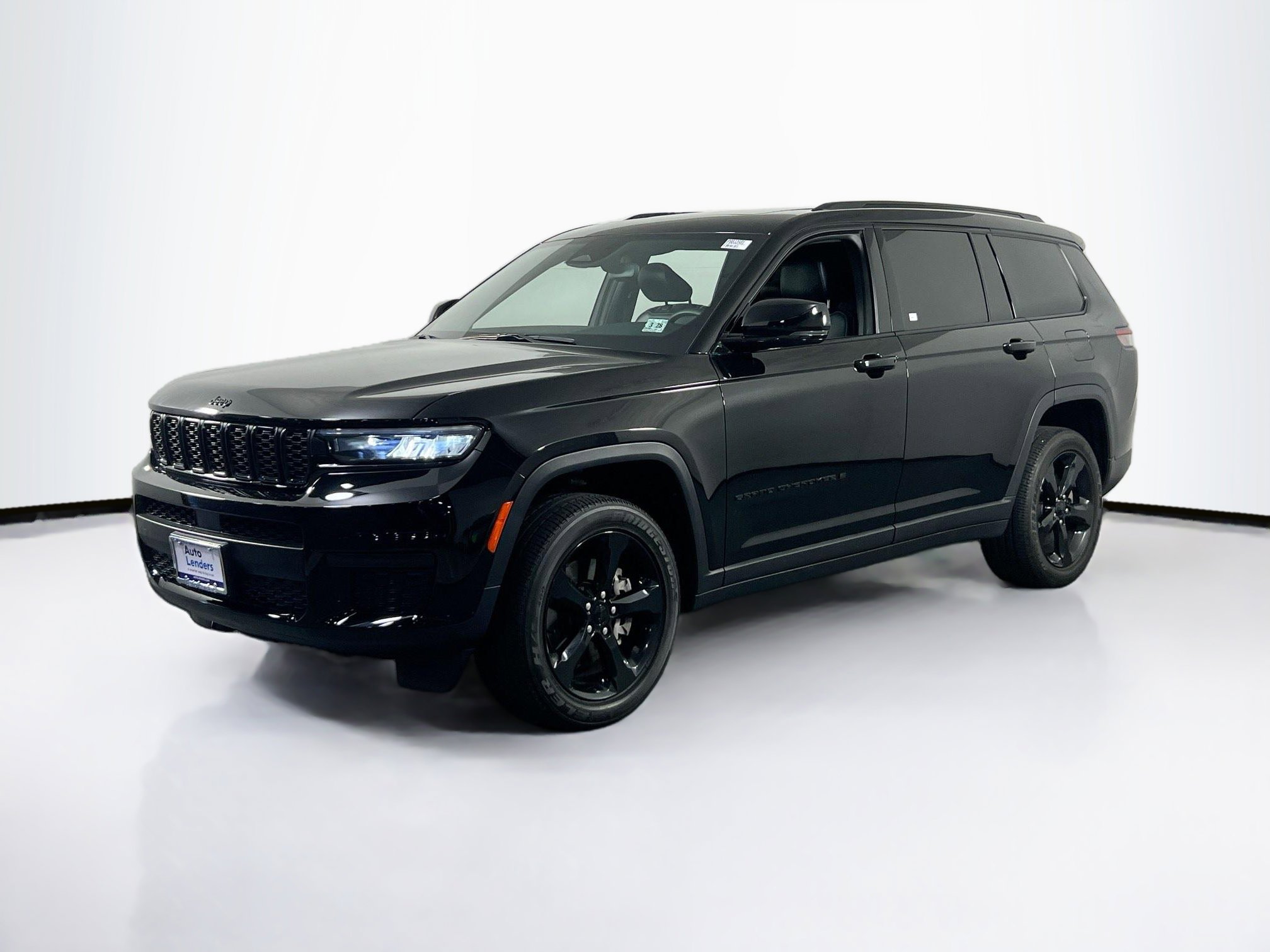 Used 2023 Jeep Grand Cherokee L Laredo