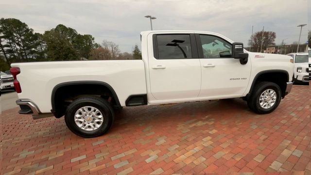 Used 2021 Chevrolet Silverado 2500 LT w/ Convenience Package image 2