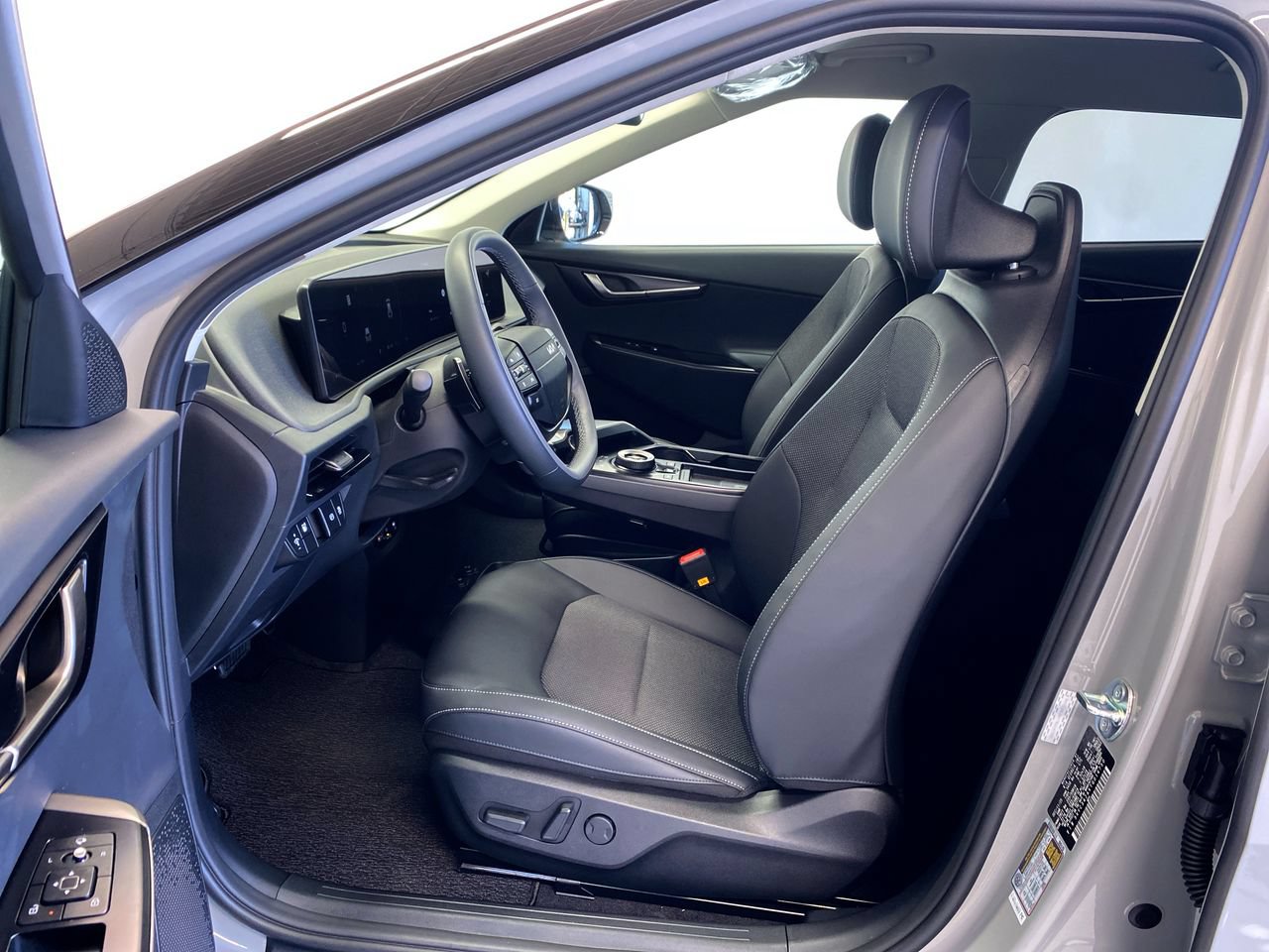 New 2026 Kia EV6 Light RWD image 16