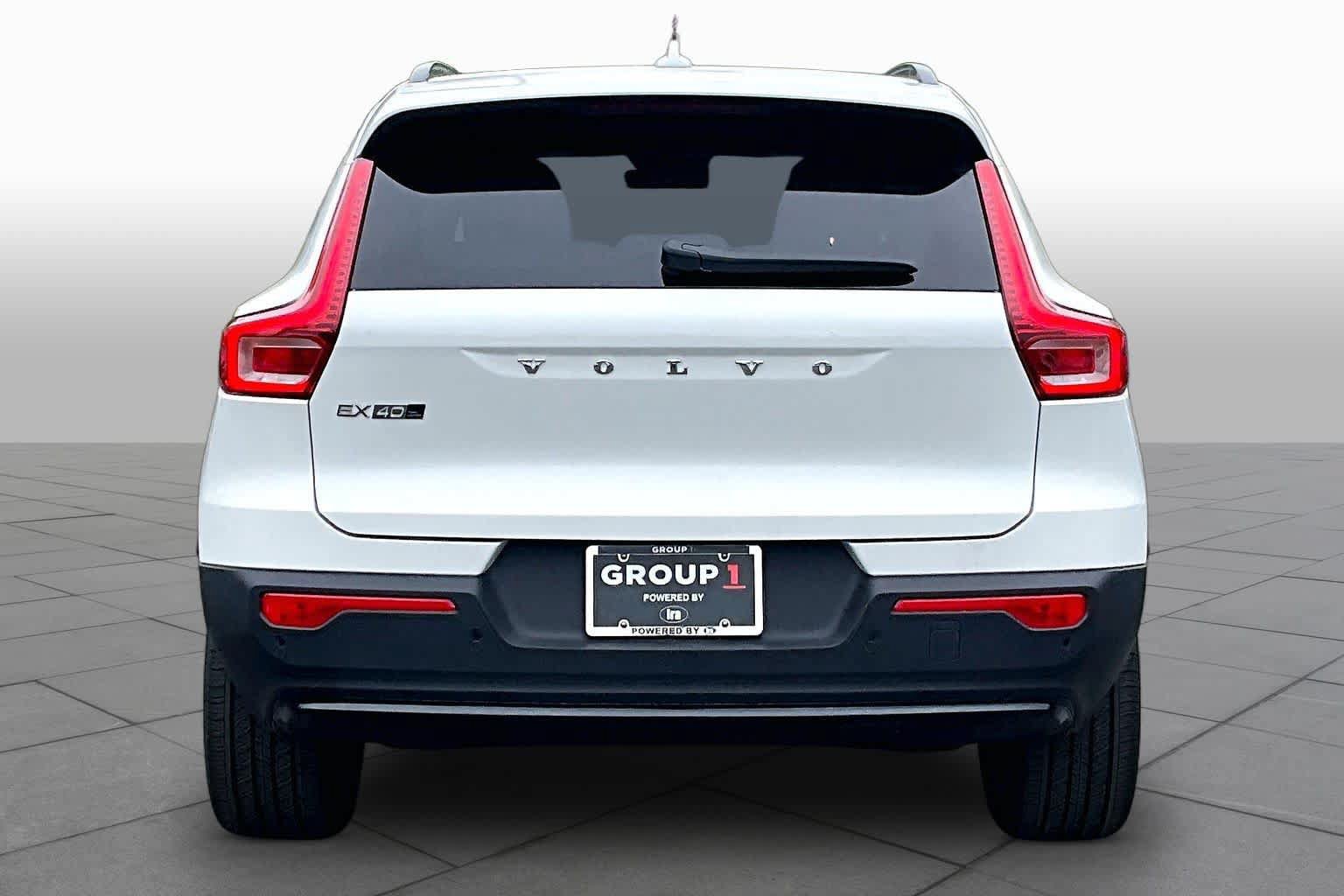 New 2026 Volvo EX40 Plus w/ Climate Package AWD/4WD image 4