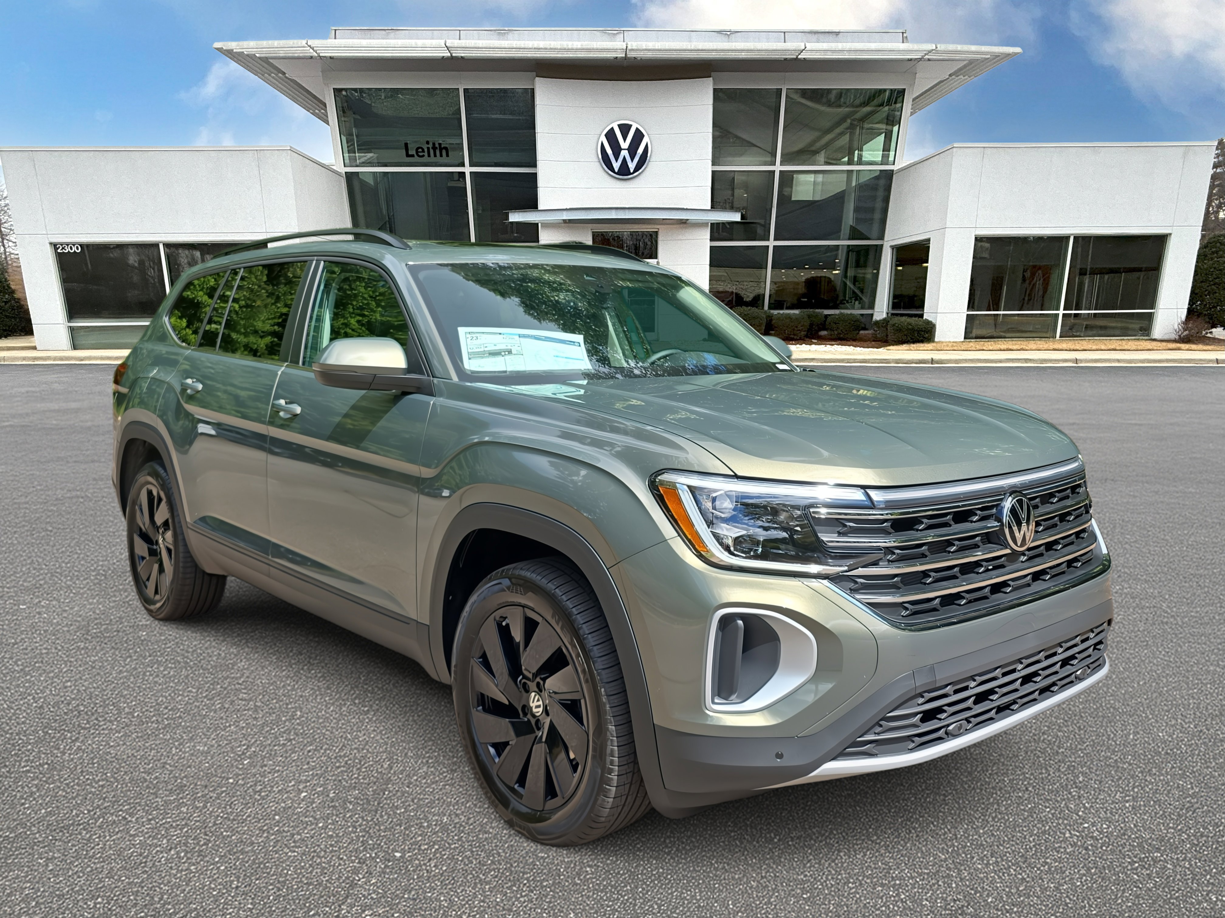 New 2026 Volkswagen Atlas SE image 1
