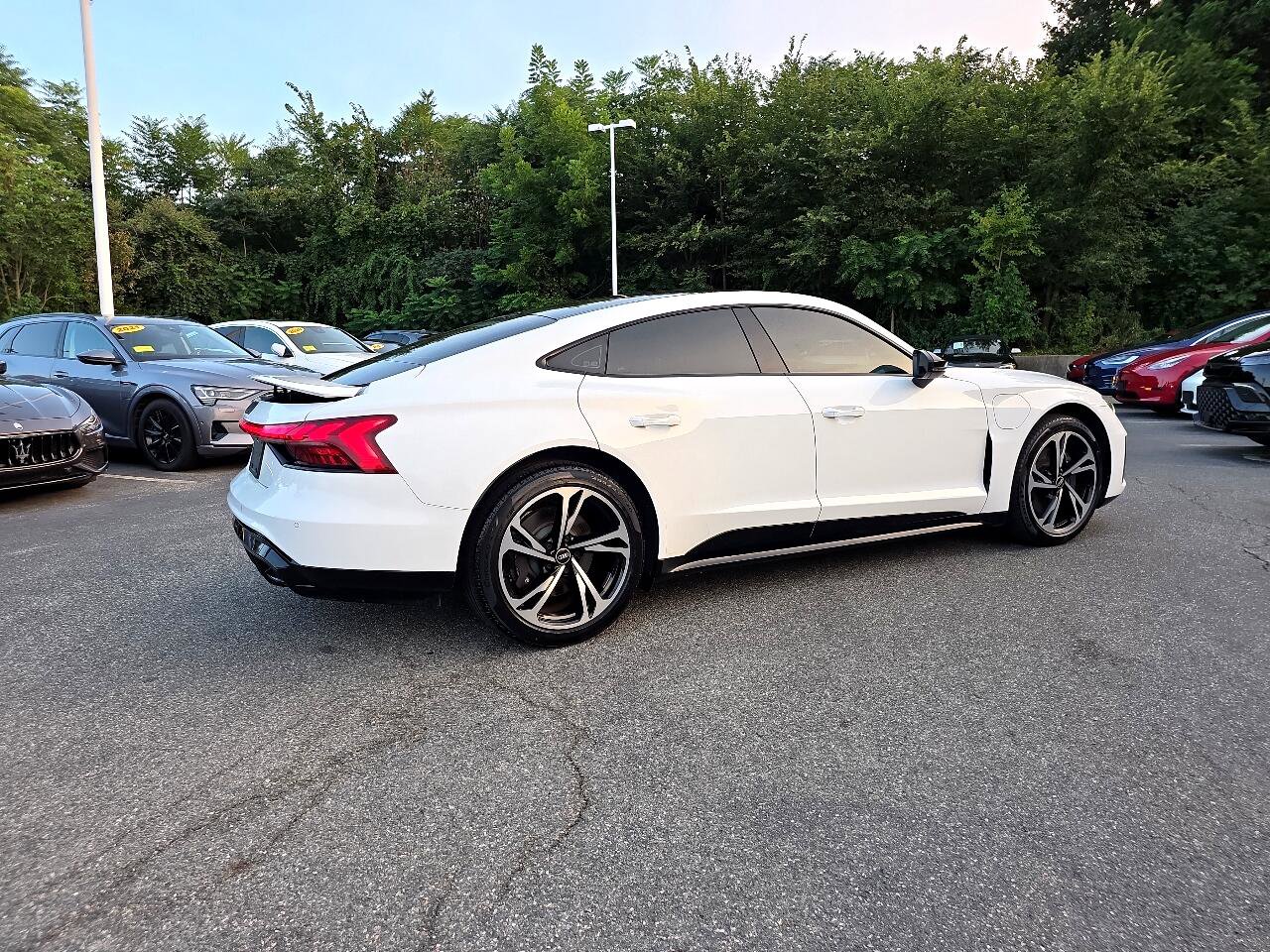 Used 2022 Audi e-tron GT Premium Plus w/ Performance Package image 26