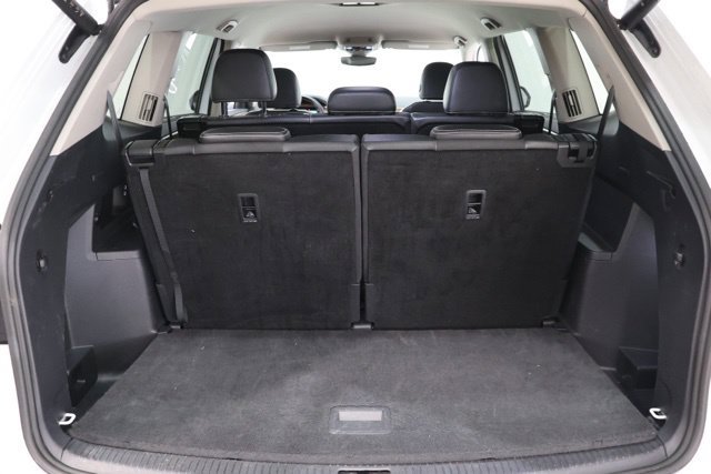 Used 2025 Volkswagen Atlas SE AWD/4WD image 33