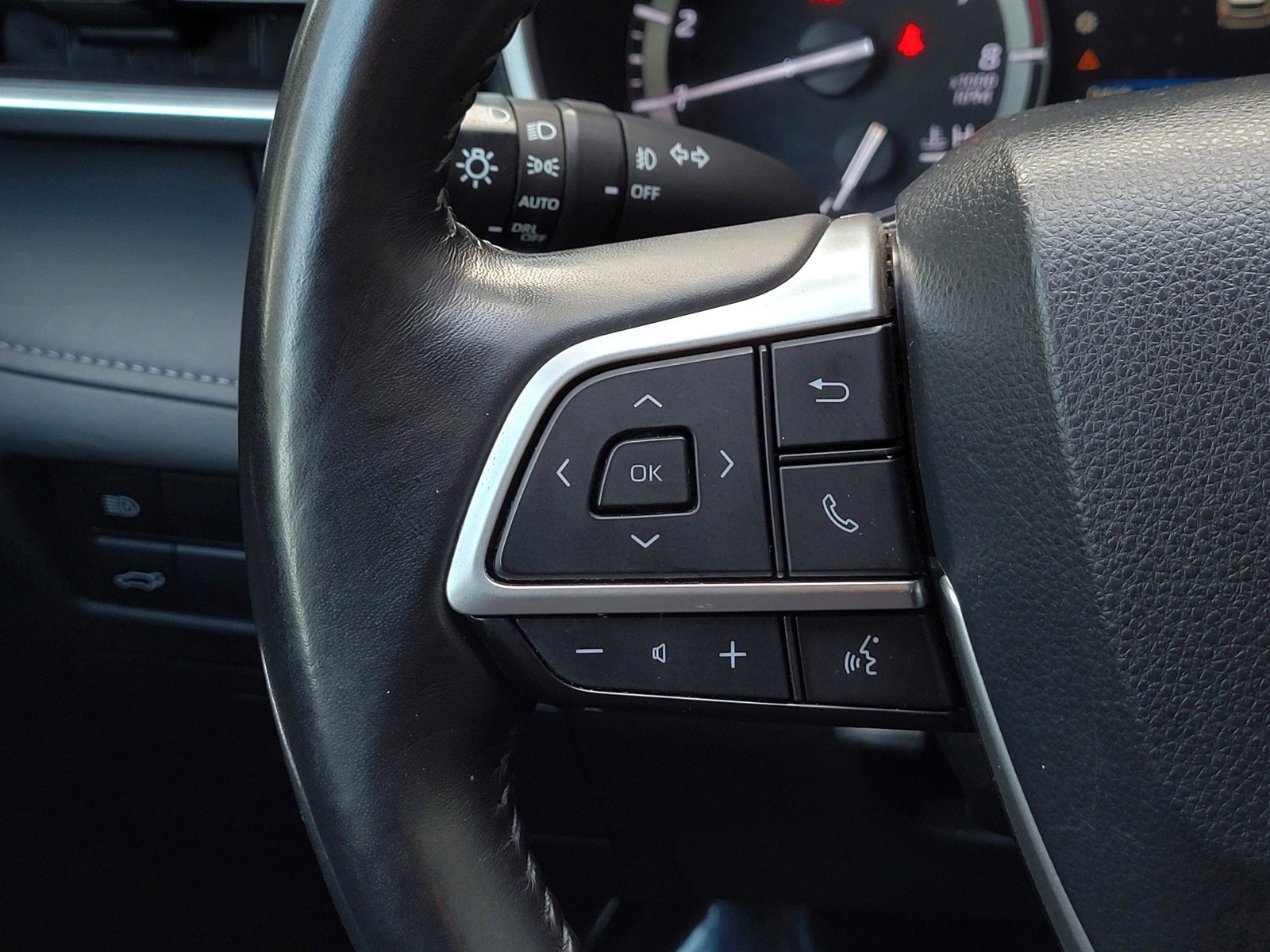 Certified 2022 Toyota Highlander XLE image 23