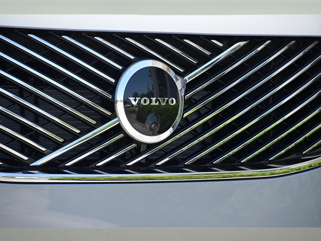 New 2026 Volvo XC90 B6 Plus w/ Protection Package Premier image 10