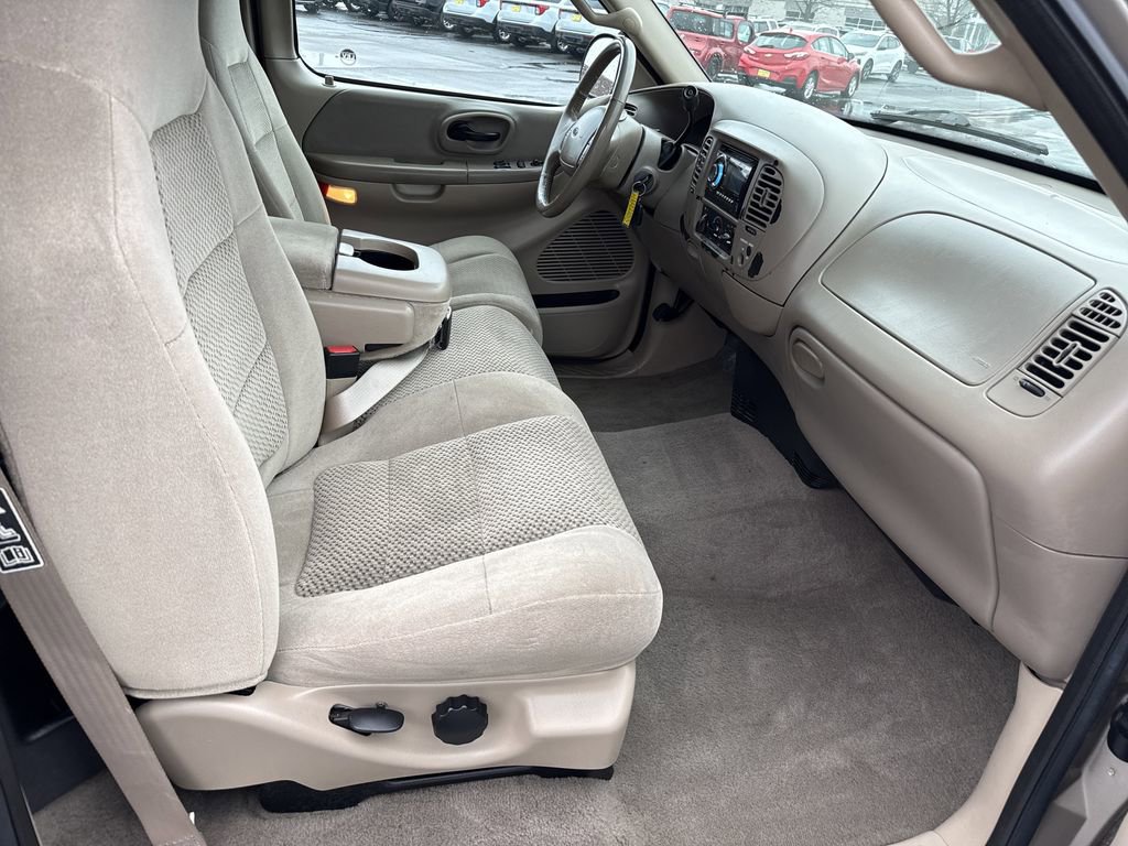 Used 2001 Ford F150 XLT RWD image 14